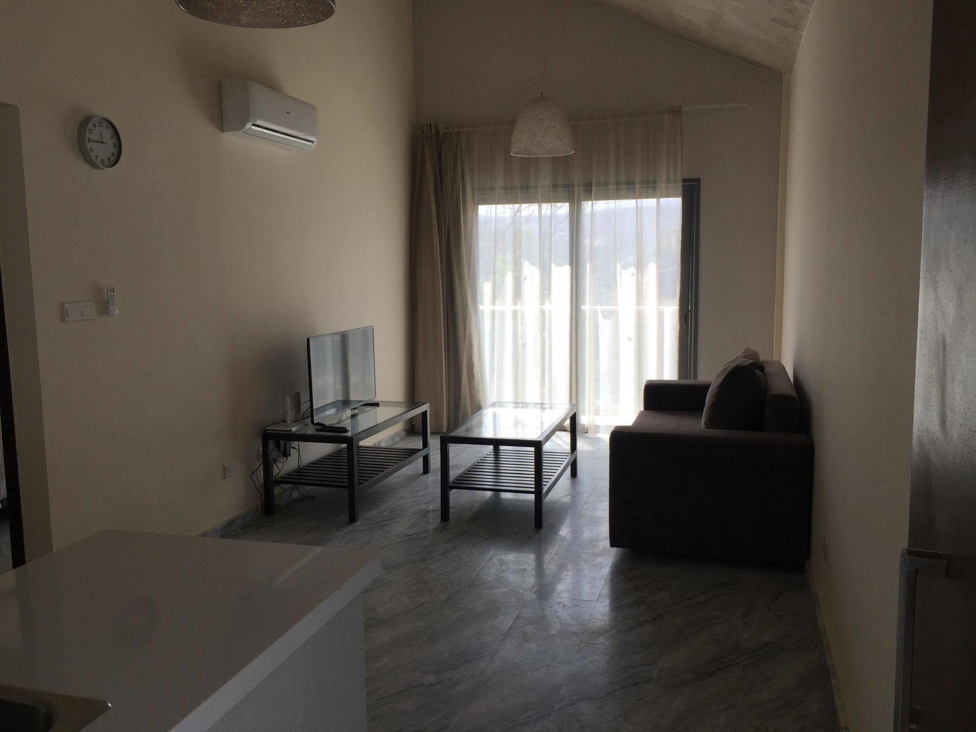 Latchi Escape Hotel And Suites Polis Dış mekan fotoğraf