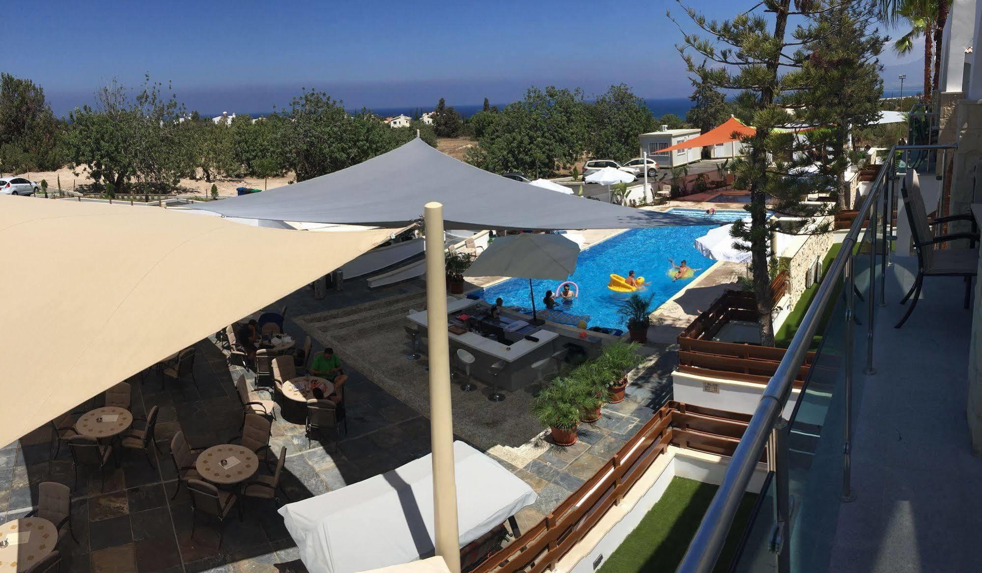 Latchi Escape Hotel And Suites Polis Dış mekan fotoğraf